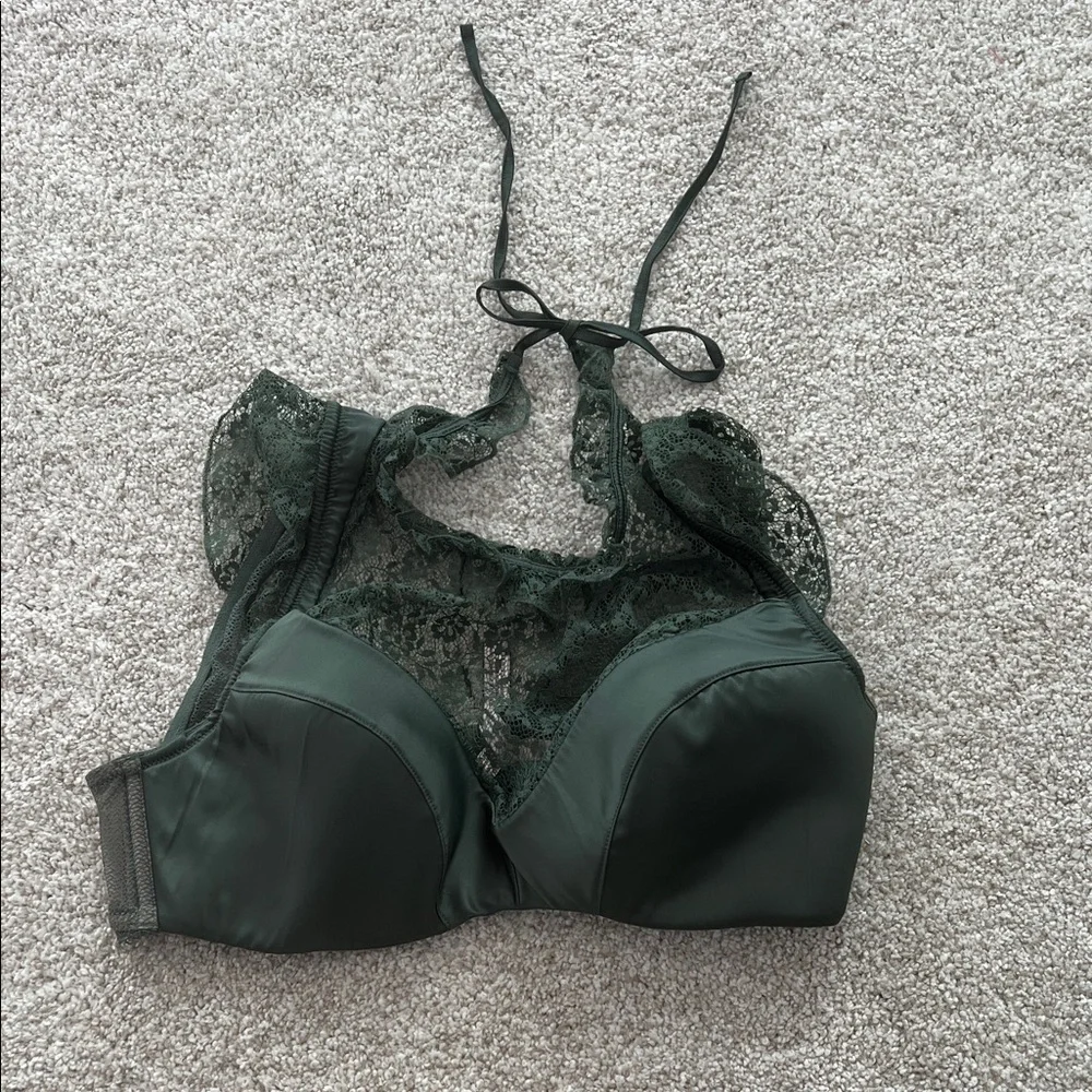 Victoria's Secret Dark Green Lace Bralette - Picture 1 of 5